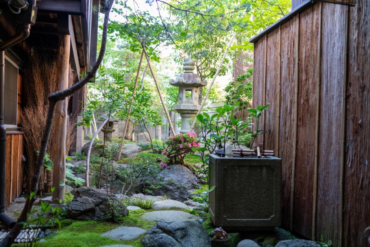 Machiya Guest House Carta Kanazawa Exterior photo